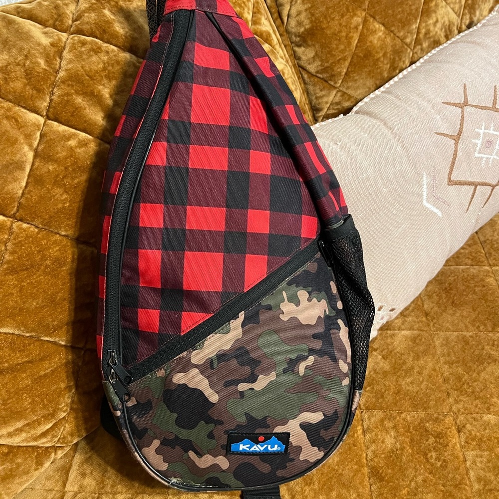 RARE Discontinued Kavu Paxton Pack Buffalo Plaid Camo